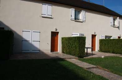 Appartement 3 pièces 870 €