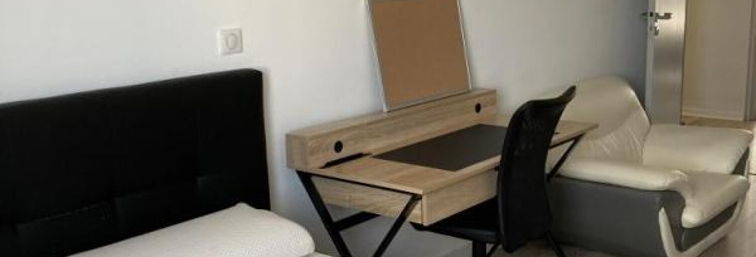 Appartement 1 Pièce 21 m² à louer à La Roche-sur-Yon (85000)