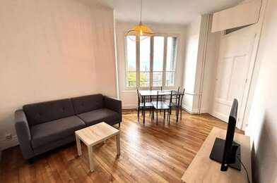 Appartement 4 pièces 950 €
