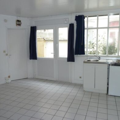 Appartement 1 pièces 495 €