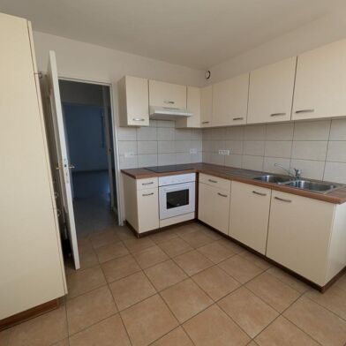 Appartement 3 pièces 407 €