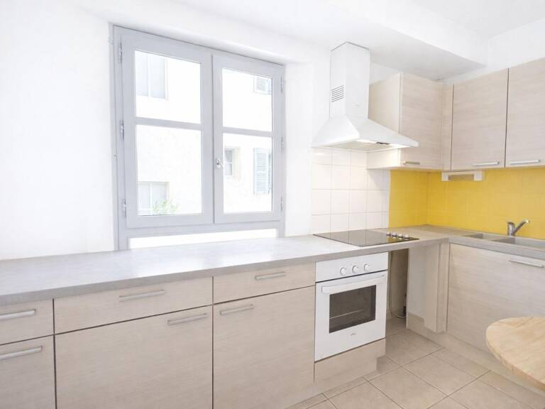 Appartement à vendre Villeneuve-lès-Avignon 2 pièces 58 m², cave — photo 1