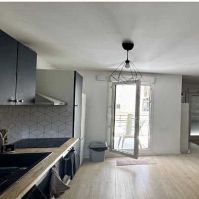 Appartement  600 €