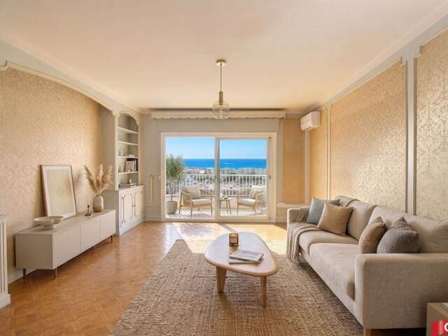 APPARTEMENT T4 100M2 LUMINEUX VUE MER TERRASSE GARAGE CAVE CABOT 13009 — photo du bien