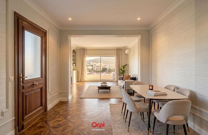 APPARTEMENT T4 100M2 LUMINEUX VUE MER TERRASSE GARAGE CAVE CABOT 13009 — photo 3