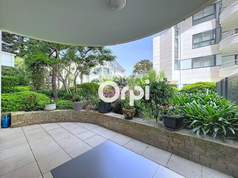 La Baule centre – T2 récent avec terrasse, garage et aperçu mer à vendre — photo 1