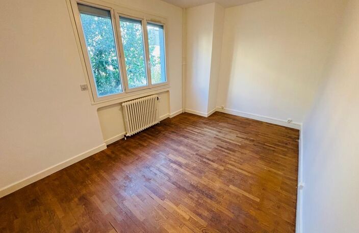 Maison familiale de 240 m² sur 750 m² de terrain – Secteur Pasteur à Vénissieux — photo 5