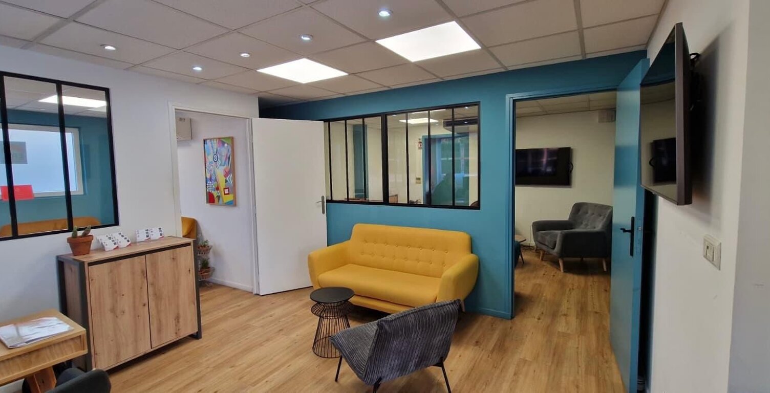 Bien Commercial À Louer — photo 1