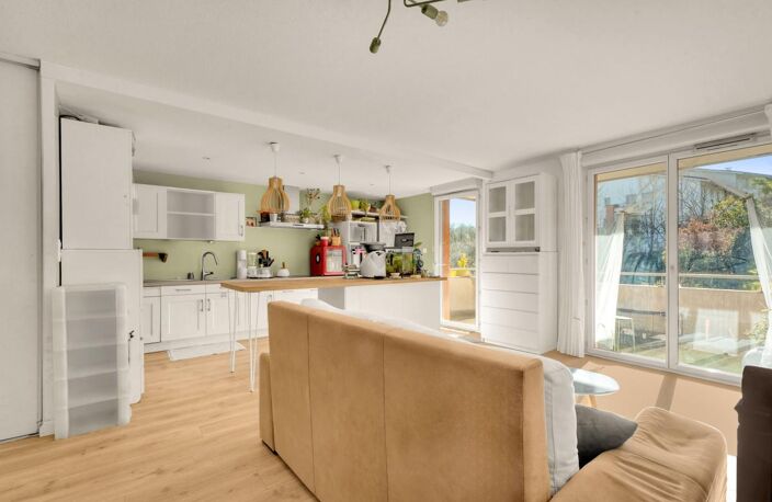 Spacieux appartement T4 de 90 m² avec grande terrasse dans résidence récente et sécurisée — photo 3