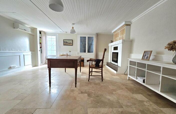 Maison 158m² en pierre, dépendance , terrain, ruisseau — photo 2