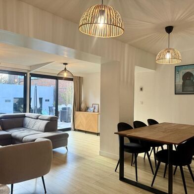 Maison 6 pièces 549000 €