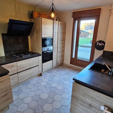 Maison 7 pièces 377000 €