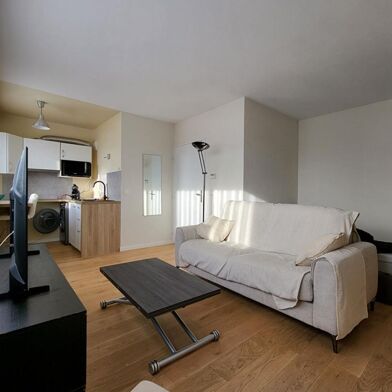 Appartement 1 pièces 1050 €