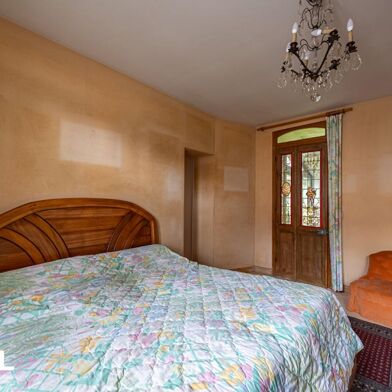 Maison 8 pièces 396000 €