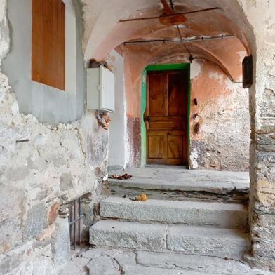 Appartement 4 pièces 77000 €