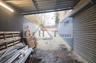 Local industriel  2200000 €