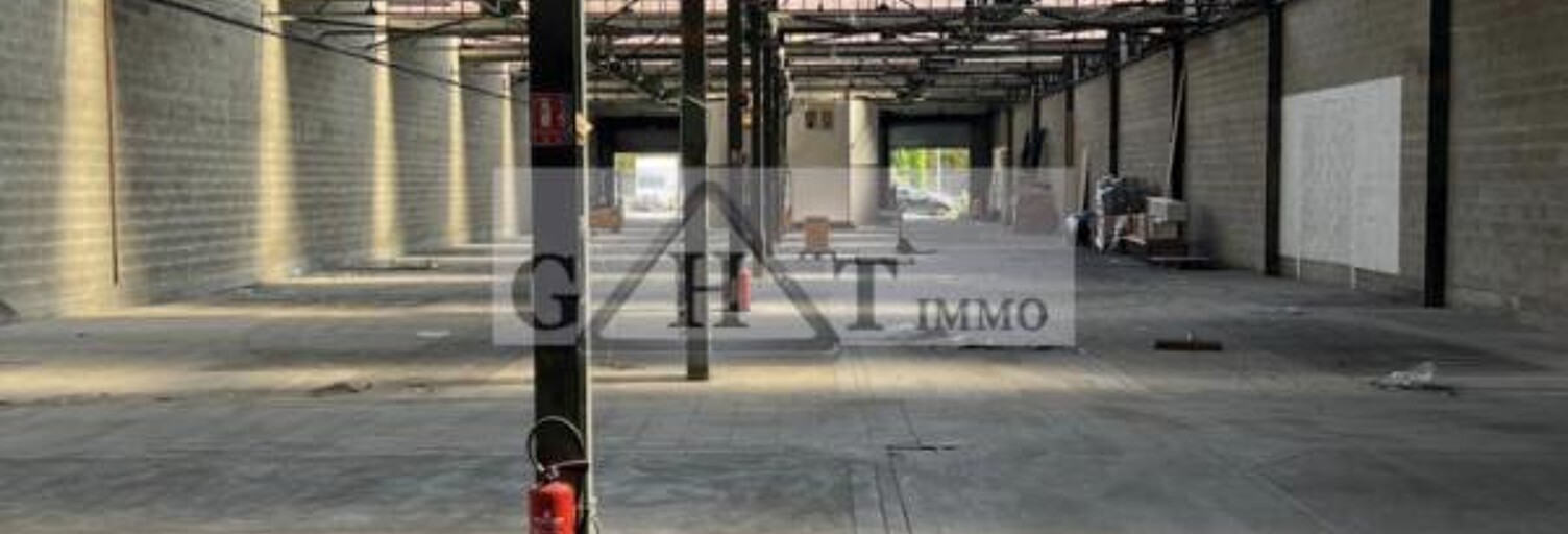 Local industriel  1635 m² à vendre à Pantin (93500)