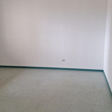 Appartement 2 pièces 732 €