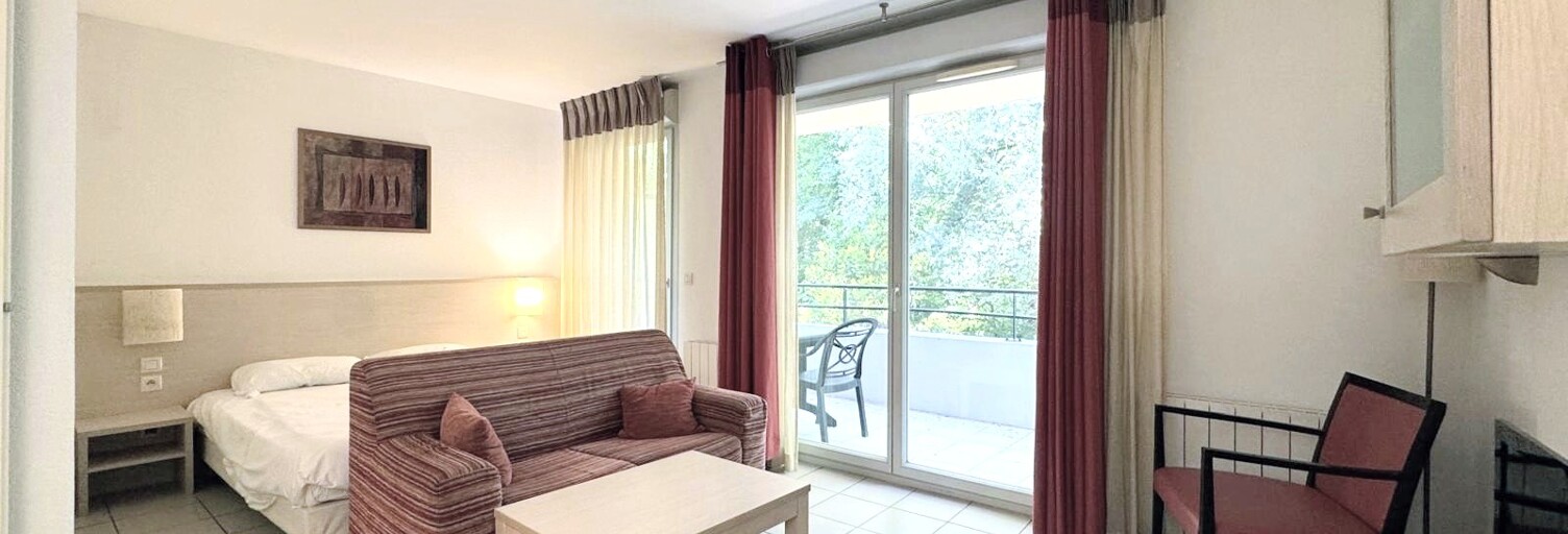 Appartement 1 Pièce 32 m² à louer à Divonne-les-Bains (01220)