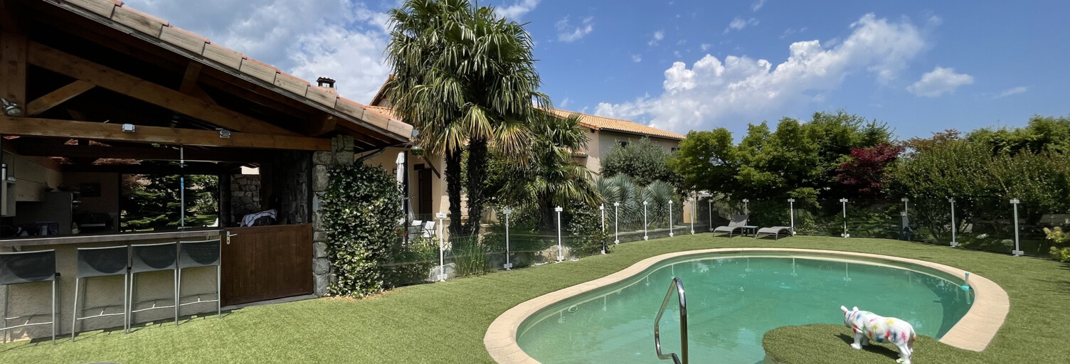 Maison 11 Pièces 342 m² à vendre à Annonay (07100)