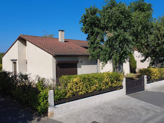 Maison T4 de 145 m2 dont 50m2 de dépendances sur combles amé — photo du bien