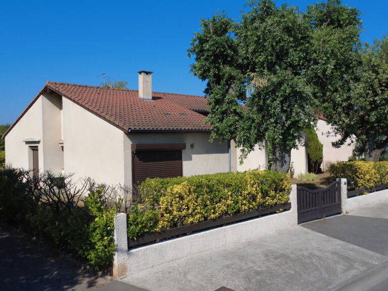 Maison T4 de 145 m2 dont 50m2 de dépendances sur combles amé — photo 1