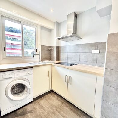 Appartement 1 pièces 750 €