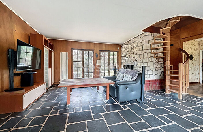 Maison au coeur du Lys , 6 pièces,  4700 m² de terrain — photo 2