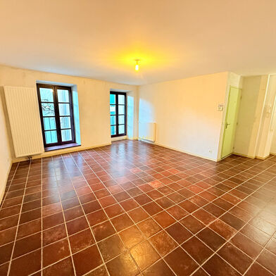 Appartement 3 pièces 94800 €