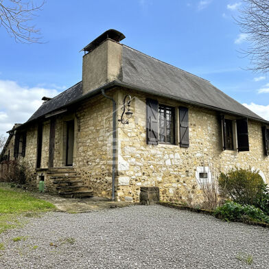 Maison 9 pièces 381600 €