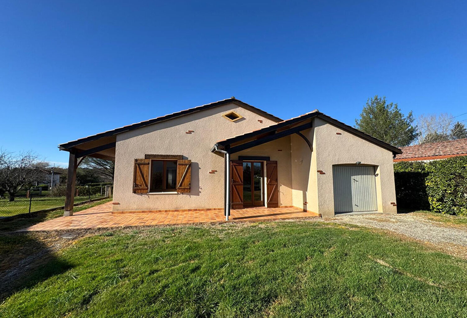 Maison familiale avec vie de plain-pied à Villeneuve sur Lot — photo 1
