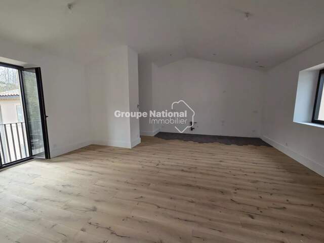 APPARTEMENT T3 RENOVÉ DERNIER ETAGE — photo du bien