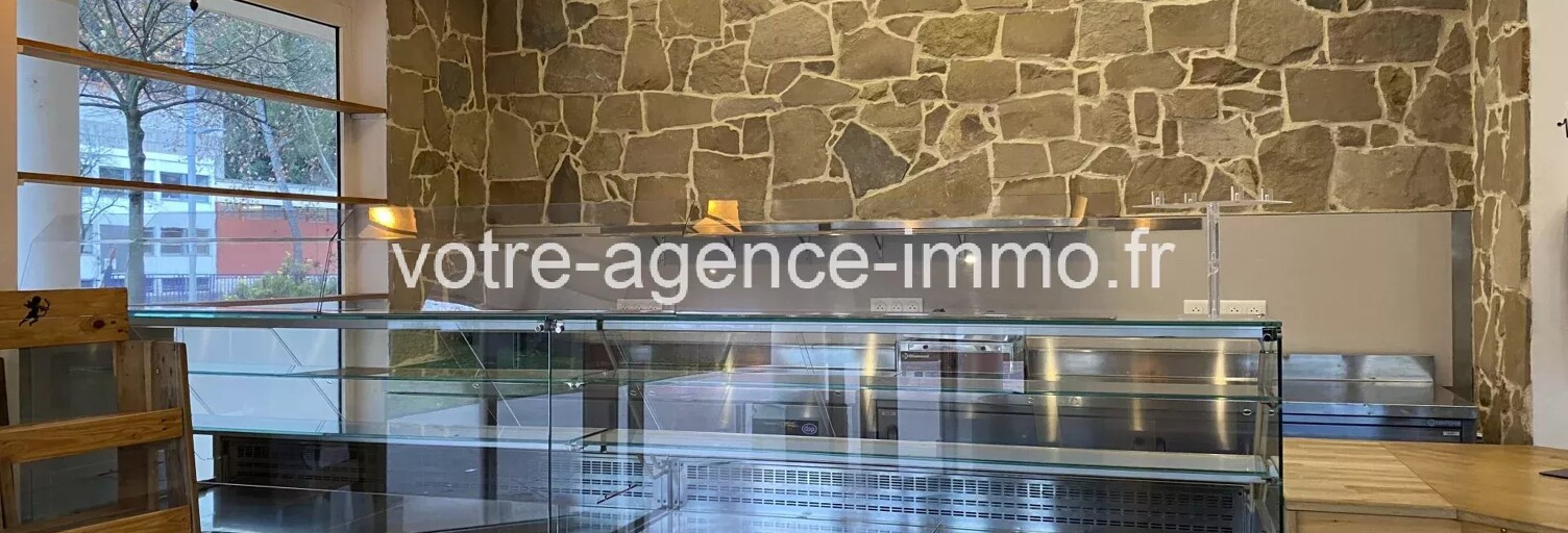 Commerce  68 m² à vendre à Saint-André-de-la-Roche (06730)