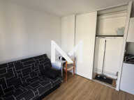 Lot de 6 studios meublés et 3 stationnements — photo 2