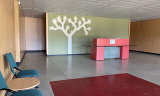 Commerce  5226 m² à louer à Canéjan (33610)