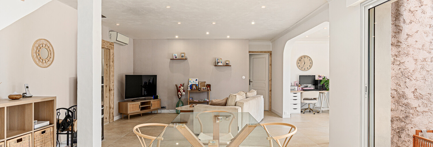 Maison 5 Pièces 143 m² à vendre à Saint-Cézaire-sur-Siagne (06530)