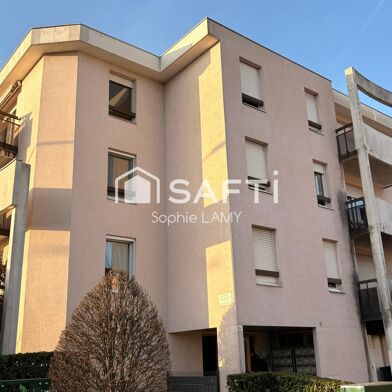 Appartement 4 pièces 256000 €