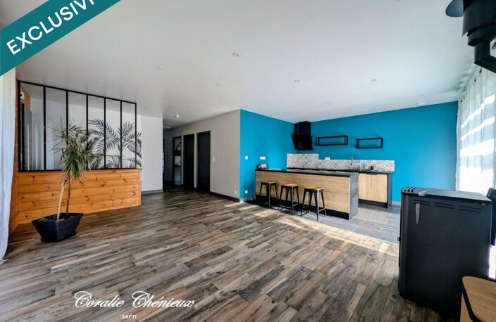 Belle maison en bois récente — photo 4