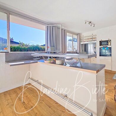 Maison 7 pièces 816000 €