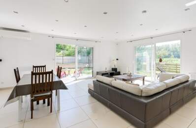 MASSIEUX - VILLA Contemporaine 115 m² avec double garage - Vue dégagée & environnement privilégié — photo du bien