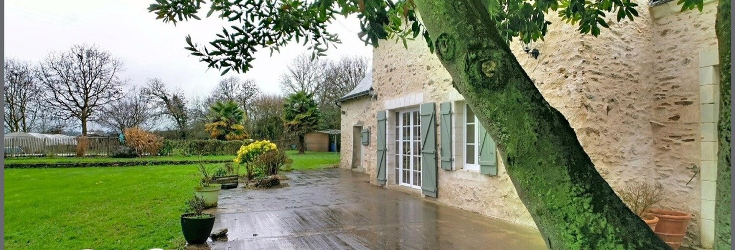 Maison 10 Pièces 200 m² à vendre à Les Hauts-d'Anjou (49330)