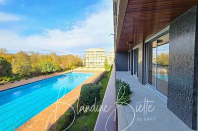 Appartement 5 pièces 2337 €