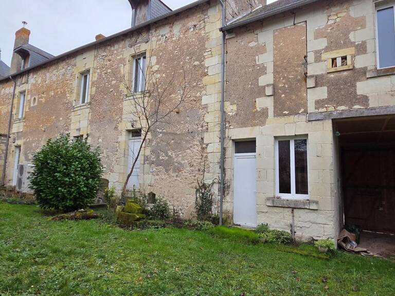 Belle maison de bourg ancienne gros potentiel — photo 1
