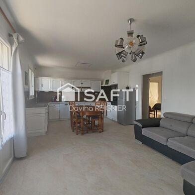 Appartement 3 pièces 780 €