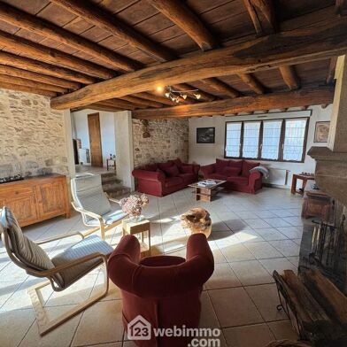 Maison 6 pièces 413700 €