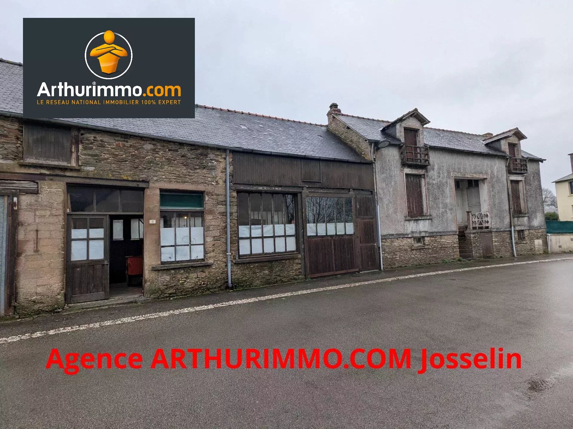Local commercial 2 pièces · à Forges de Lanouée · 69 550 €