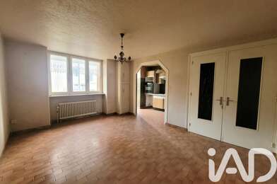 Maison 7 pièces 74900 €