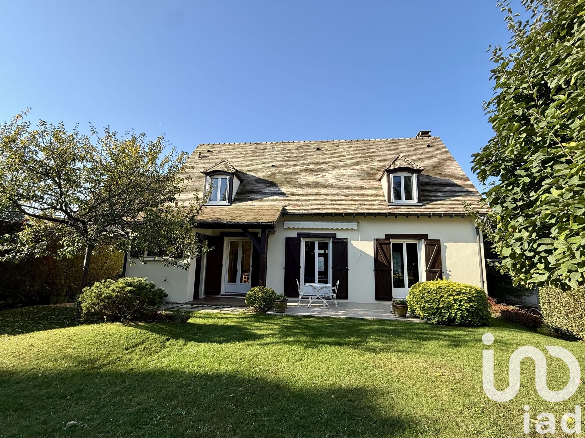 Sucy-en-Brie - 174m² - 7p. - 5ch.