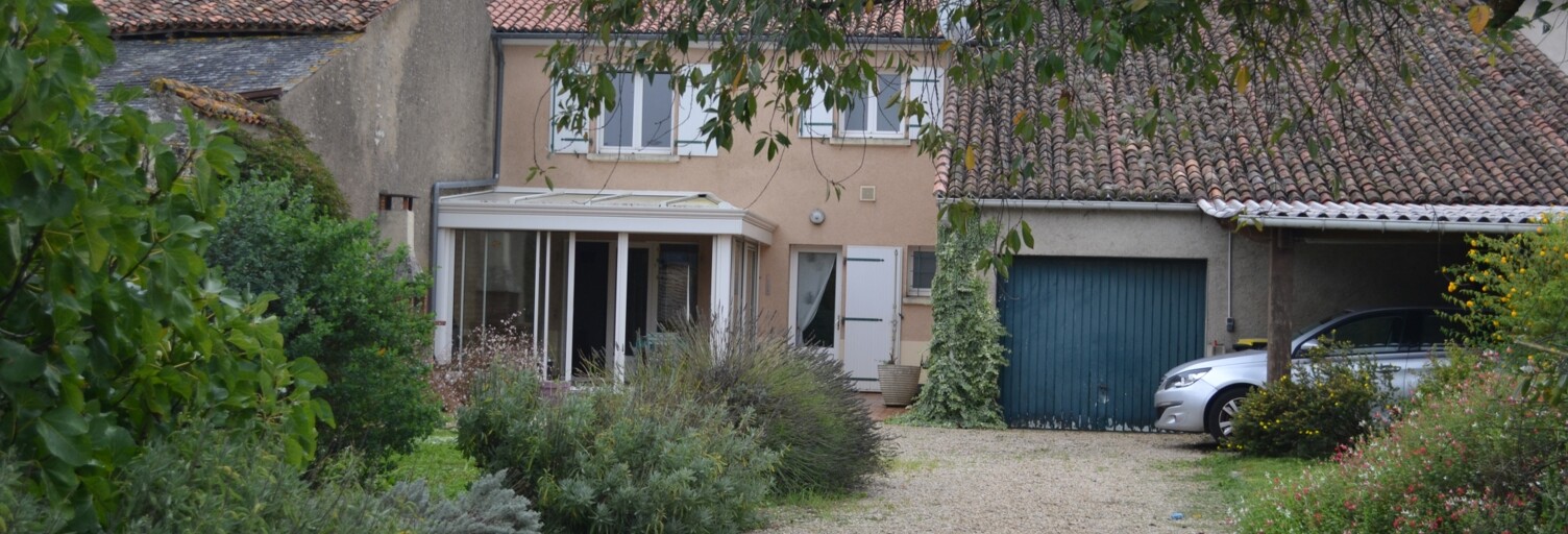 Maison 4 Pièces 118 m² à vendre à Neuville-de-Poitou (86170)