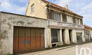 Maison 5 Pièces 295 m² à vendre à Parthenay (79200)